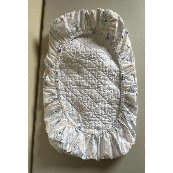 Goodall Institute x Crate&Kids Changing Pad Cover Sheet Birds Print Tropical Whi - Picture 2 of 6